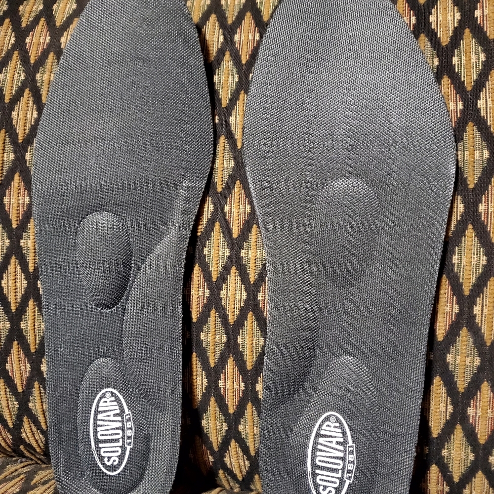 Solovair 8 Eye Derby Boot - Picture 9 of 9